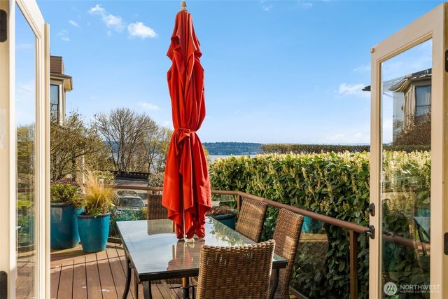 1223 7th Avenue W, Seattle, WA 98119