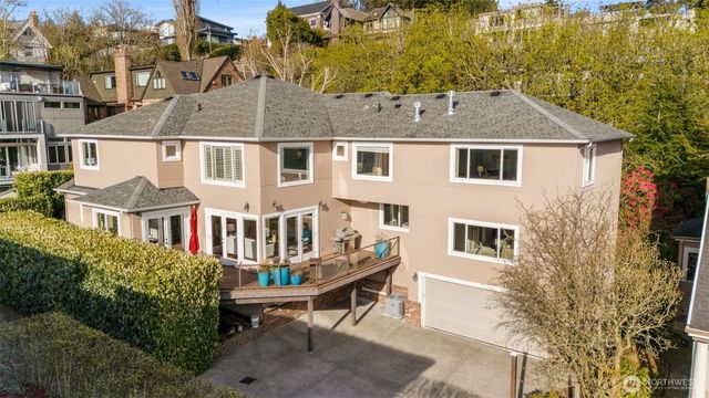 1223 7th Avenue W, Seattle, WA 98119