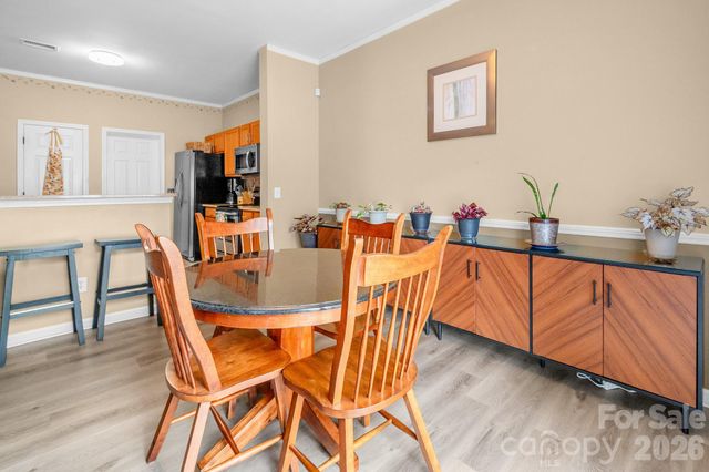 2714 Mill Valley Court, Matthews, NC 28105