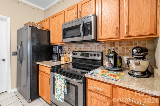 2714 Mill Valley Court, Matthews, NC 28105