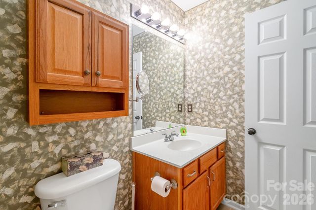 2714 Mill Valley Court, Matthews, NC 28105