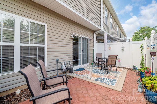 2714 Mill Valley Court, Matthews, NC 28105