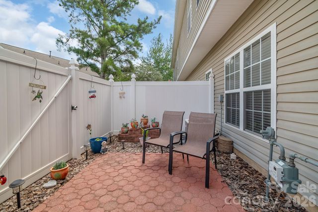 2714 Mill Valley Court, Matthews, NC 28105