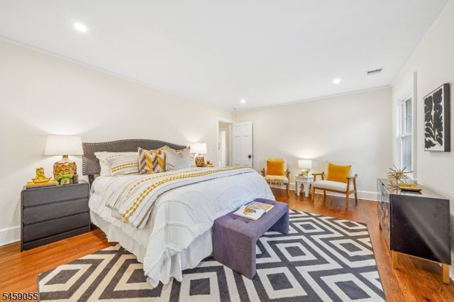 97 Oakview Ave, Maplewood Twp., NJ 07040