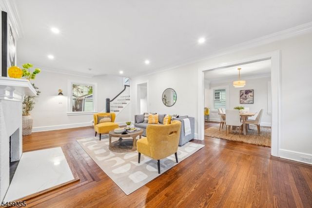 97 Oakview Ave, Maplewood Twp., NJ 07040