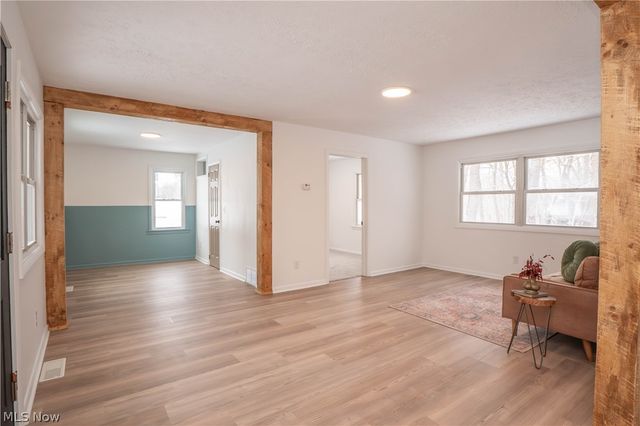 5429 Grove Road, New Franklin, OH 44216