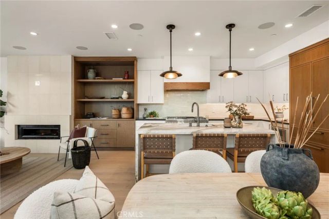 3601 Lake Avenue, Newport Beach, CA 92663