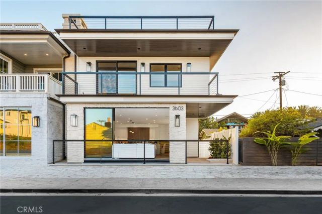 3601 Lake Avenue, Newport Beach, CA 92663