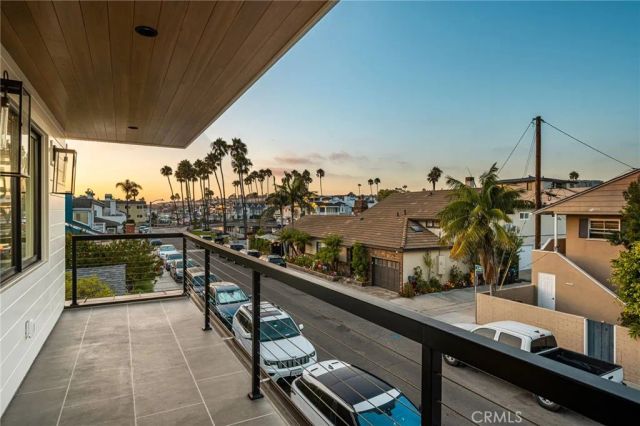 3601 Lake Avenue, Newport Beach, CA 92663