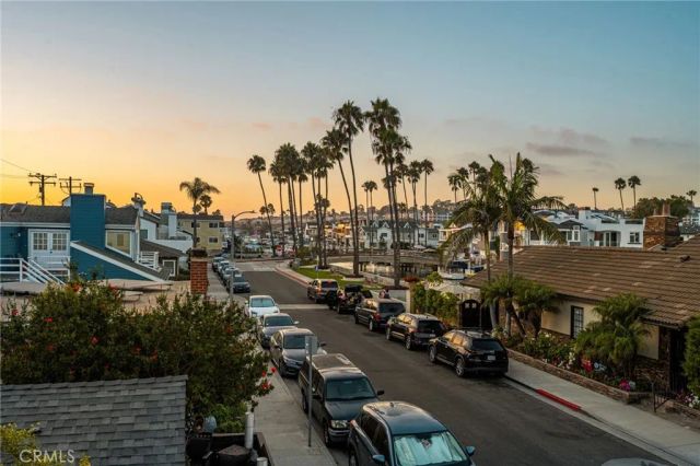 3601 Lake Avenue, Newport Beach, CA 92663