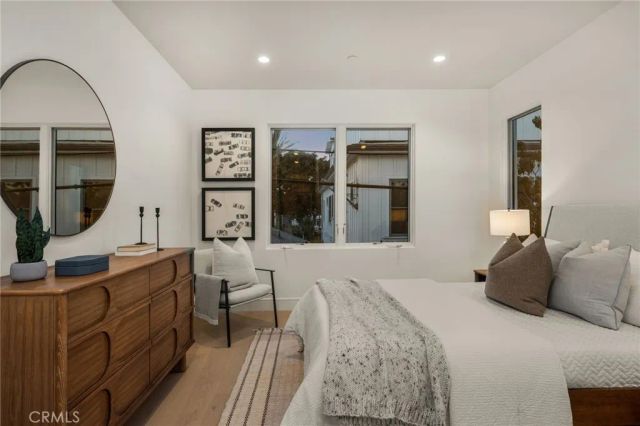 3601 Lake Avenue, Newport Beach, CA 92663