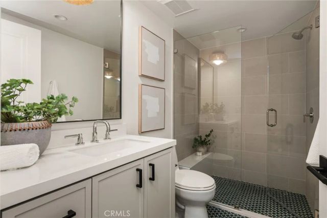 3601 Lake Avenue, Newport Beach, CA 92663