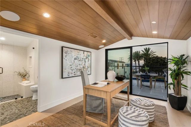 3601 Lake Avenue, Newport Beach, CA 92663