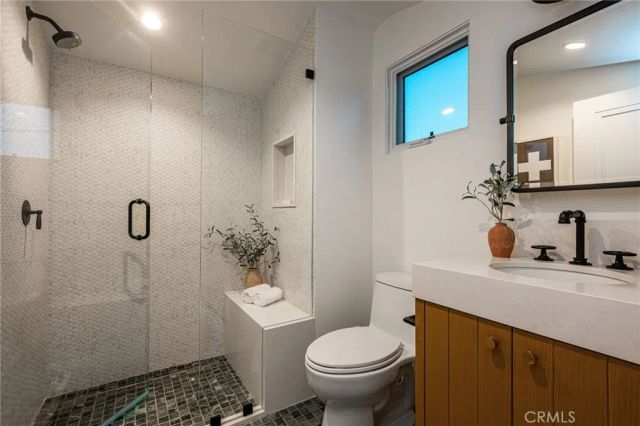 3601 Lake Avenue, Newport Beach, CA 92663