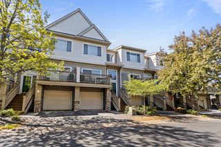 13848 52nd Avenue N, Plymouth, MN 55446