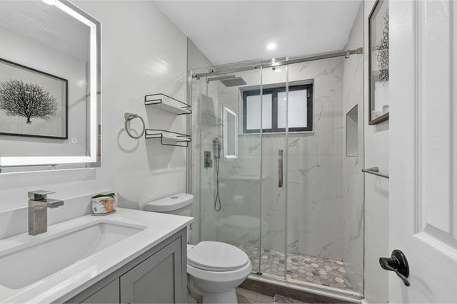 830 NE 59th Court, Oakland Park, FL 33334