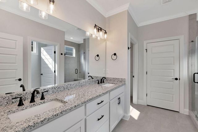 530 Winchester Drive 83, Rossville, GA 30741