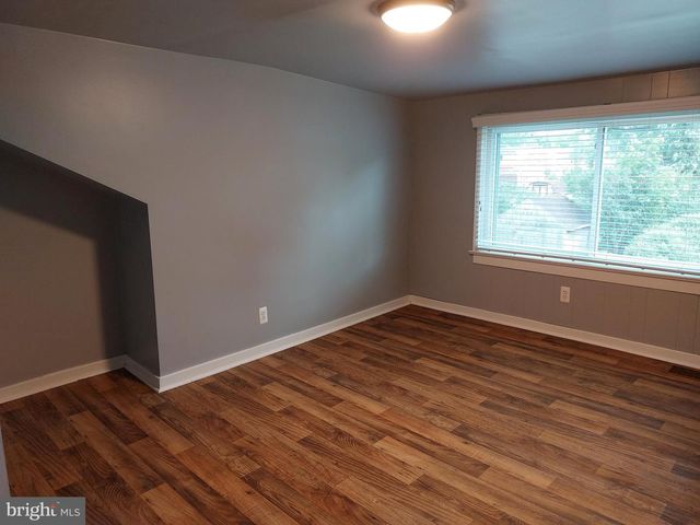 5021 VIRGINIA AVE, Harrisburg, PA 17109