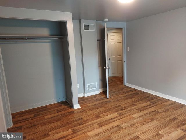 5021 VIRGINIA AVE, Harrisburg, PA 17109
