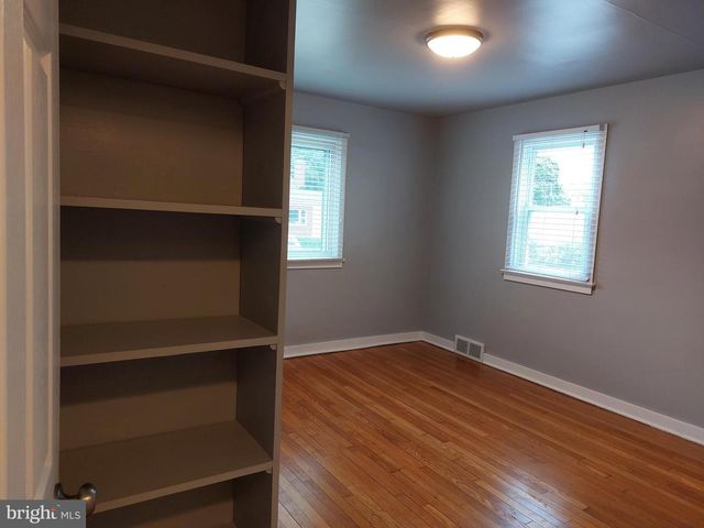 5021 VIRGINIA AVE, Harrisburg, PA 17109