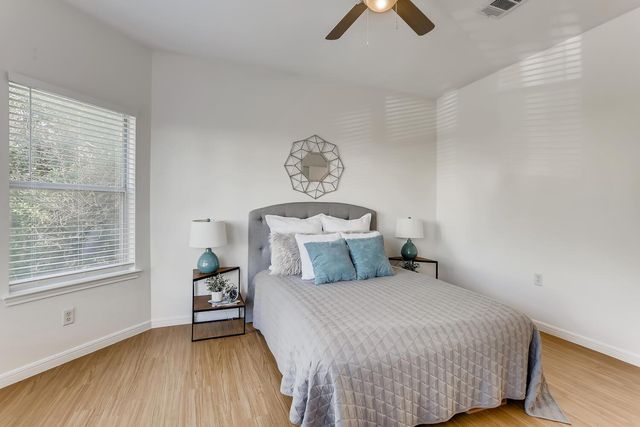 1206 Maple Ave, Austin, TX 78702