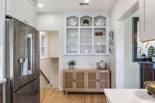 920 E Oceanfront, Newport Beach, CA 92661
