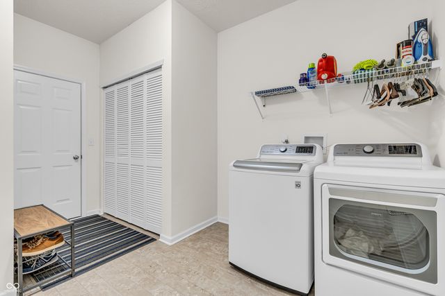 1059 Cherry Tree Lane, Greenwood, IN 46143