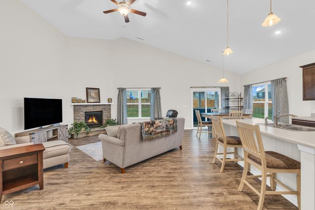 1059 Cherry Tree Lane, Greenwood, IN 46143