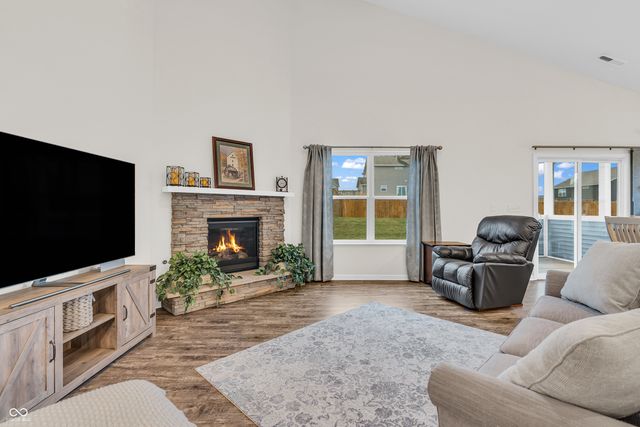 1059 Cherry Tree Lane, Greenwood, IN 46143