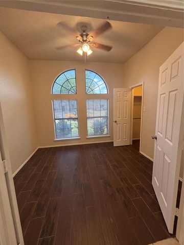 1615 Ariel Drive, Mesquite, TX 75181