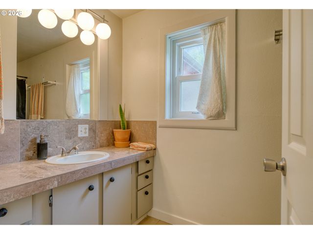 69723 NICOLAI CUTOFF Rd, Rainier, OR 97048