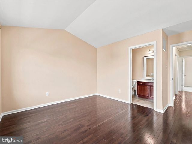 145 MERCER CT, Fairless Hills, PA 19030