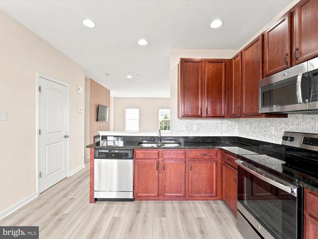145 MERCER CT, Fairless Hills, PA 19030