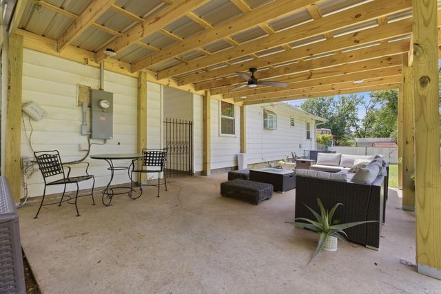 318 Ellis Drive, Little Rock, AR 72205