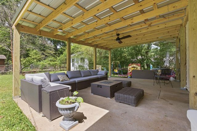 318 Ellis Drive, Little Rock, AR 72205