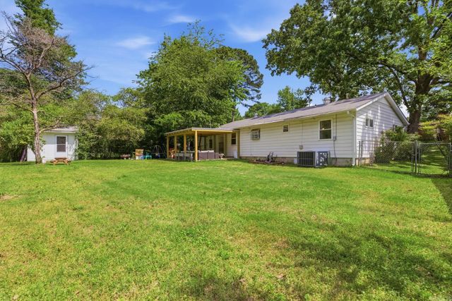 318 Ellis Drive, Little Rock, AR 72205