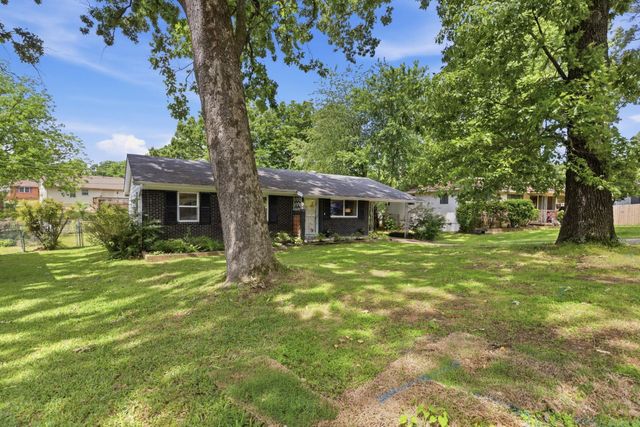 318 Ellis Drive, Little Rock, AR 72205
