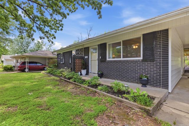 318 Ellis Drive, Little Rock, AR 72205