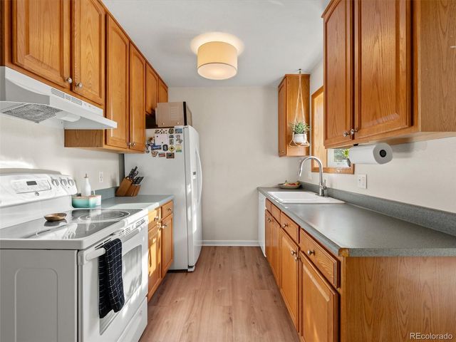 10703 Moore Way, Broomfield, CO 80021