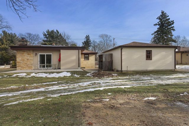 200 S Stuart ROAD, Mount Pleasant, WI 53406