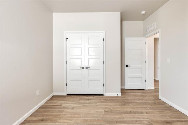 642 Grand Sycamore Drive, Washington, OK 73093