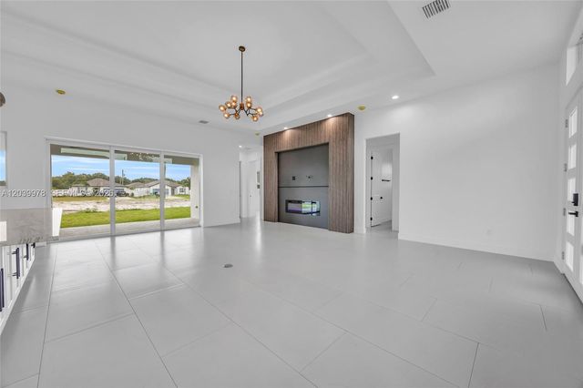 121 SW Sea Lion Road, Port St. Lucie, Port St Lucie, FL 34953