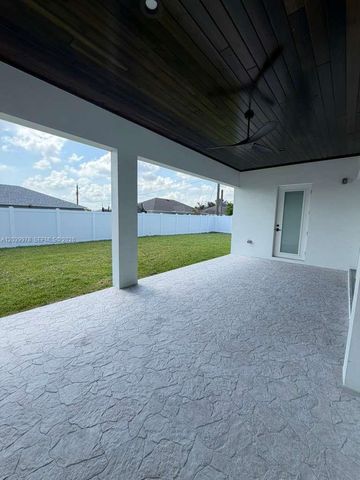 121 SW Sea Lion Road, Port St. Lucie, Port St Lucie, FL 34953
