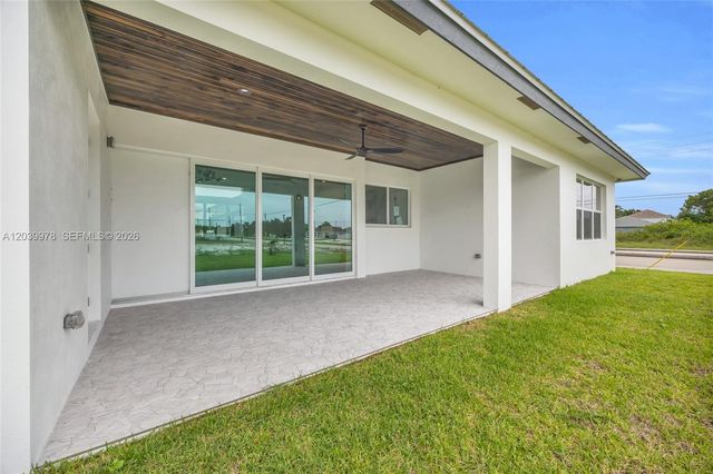 121 SW Sea Lion Road, Port St. Lucie, Port St Lucie, FL 34953
