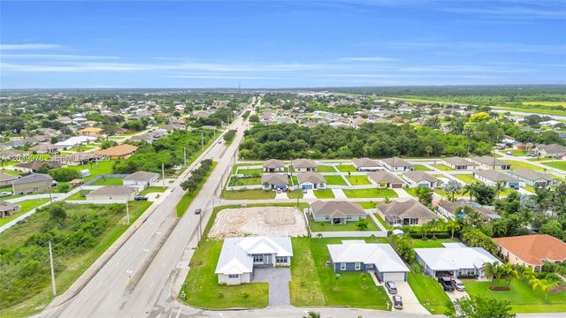 121 SW Sea Lion Road, Port St. Lucie, Port St Lucie, FL 34953