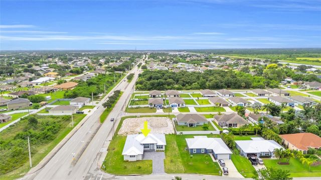 121 SW Sea Lion Road, Port St. Lucie, Port St Lucie, FL 34953
