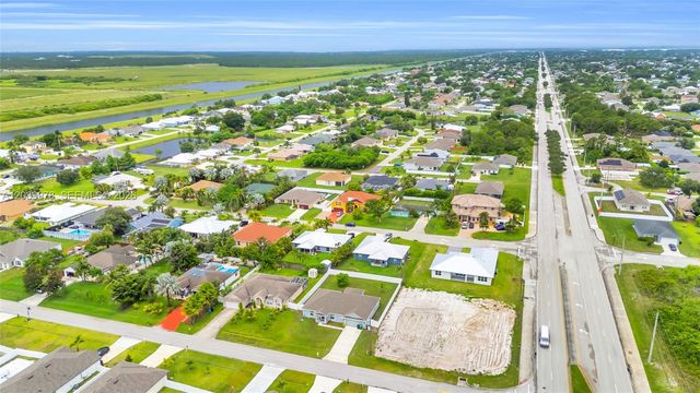 121 SW Sea Lion Road, Port St. Lucie, Port St Lucie, FL 34953