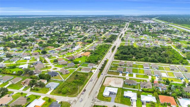 121 SW Sea Lion Road, Port St. Lucie, Port St Lucie, FL 34953