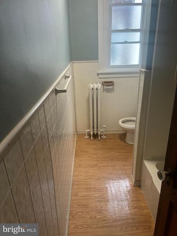 5429 N FRONT STREET, Philadelphia, PA 19120