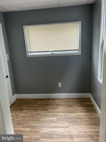 5429 N FRONT STREET, Philadelphia, PA 19120